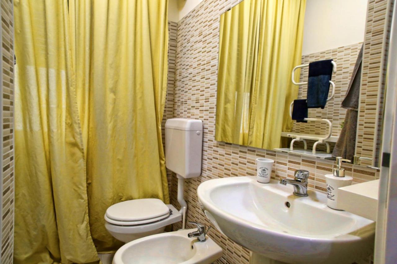 Maison Floria Locazione Turistica Пескара Екстериор снимка